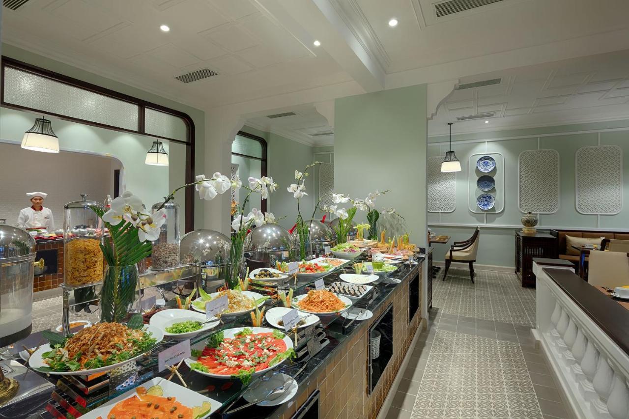 Allegro Hoi An . A Little Luxury Hotel & Spa Zewnętrze zdjęcie The buffet at the hotel
