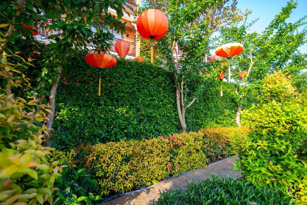 Allegro Hoi An . A Little Luxury Hotel & Spa Zewnętrze zdjęcie Chinese lanterns in Chinatown, San Francisco