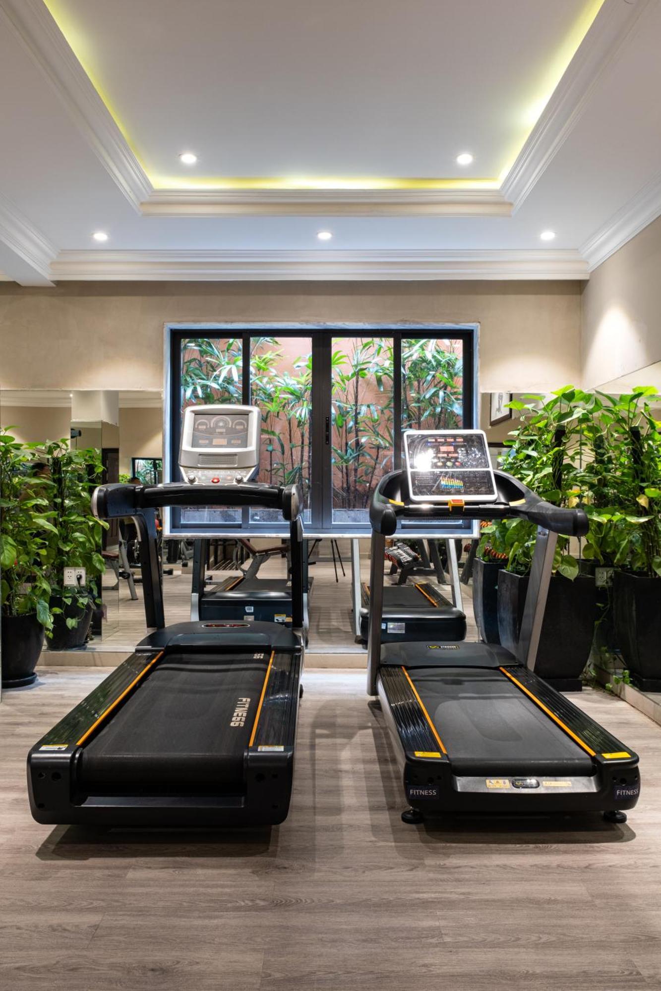 Allegro Hoi An . A Little Luxury Hotel & Spa Zewnętrze zdjęcie The gym at the Mandarin Oriental, Paris